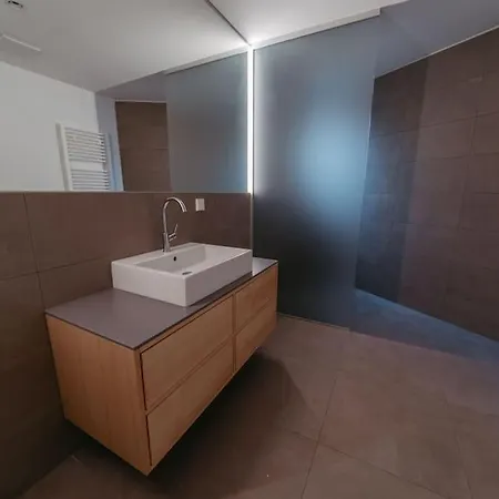 Family *relax Apartment* Fuer 6 In Den Weinbergen Lejlighed Spielfeld